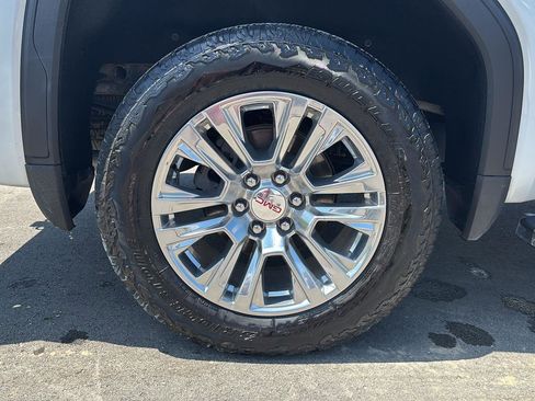 Used 2022 GMC Sierra 1500 Denali w/ Technology Package image 12