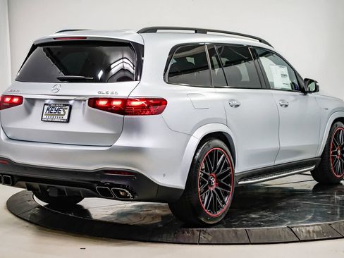 New 2026 Mercedes-Benz GLS 63 AMG 4MATIC image 4