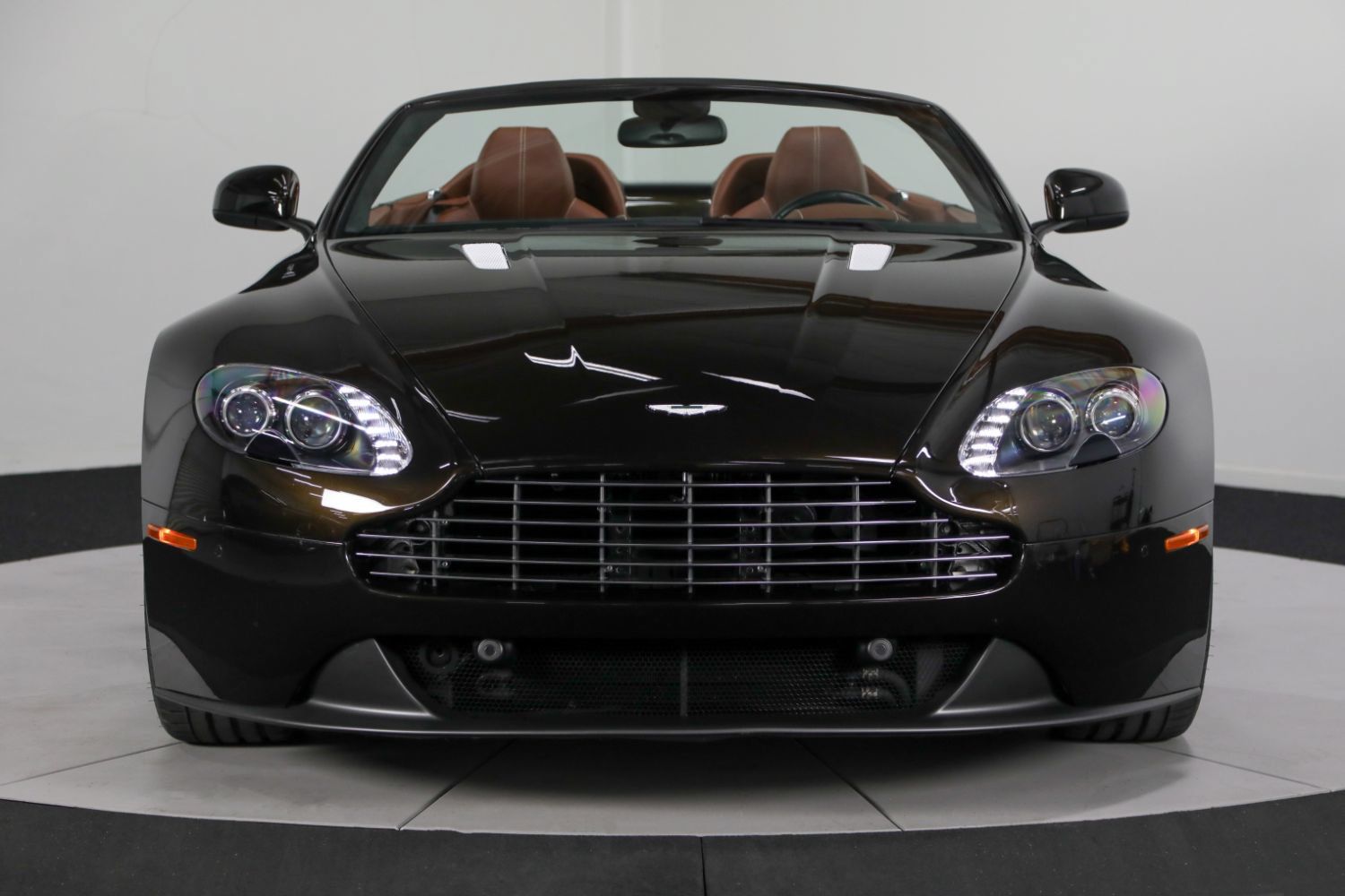 Used 2012 Aston Martin V8 Vantage N420 RWD image 10