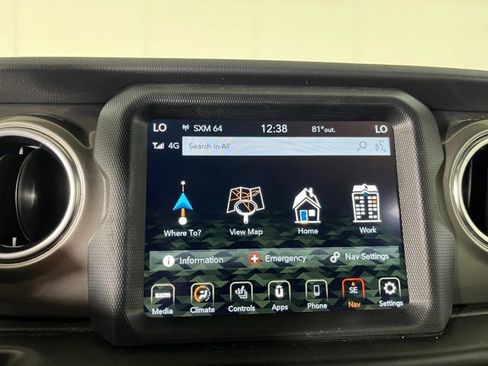 Used 2022 Jeep Wrangler Unlimited Sahara w/ Cold Weather Group image 26