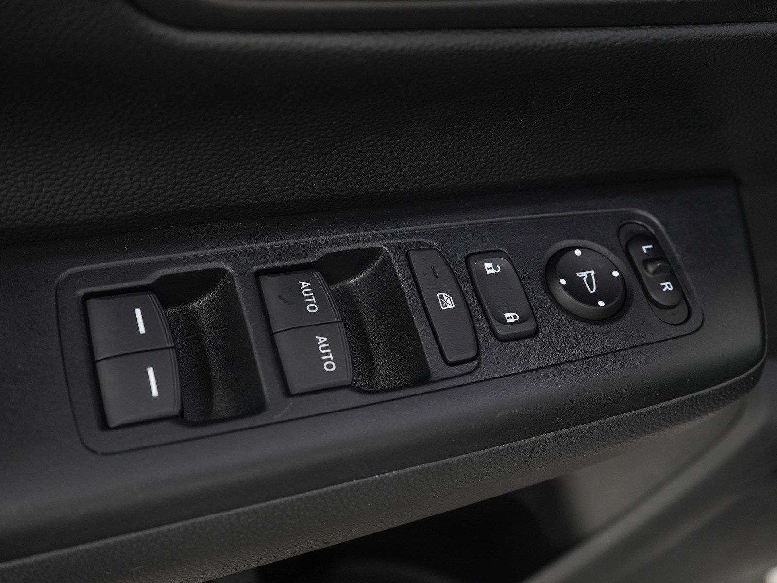 Used 2024 Honda CR-V EX image 20
