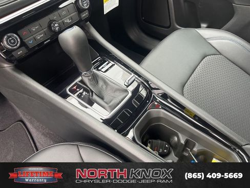 New 2026 Jeep Compass Latitude AWD/4WD image 9