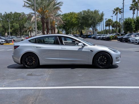 Used 2018 Tesla Model 3 Long Range RWD image 7
