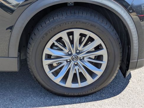 Certified 2024 MAZDA CX-90 Plug-In Hybrid w/ Preferred AWD/4WD image 12
