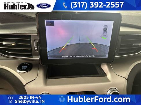 Used 2024 Ford Explorer XLT w/ Equipment Group 202A AWD/4WD image 18