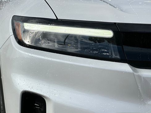 Certified 2025 Honda Prologue Touring image 10