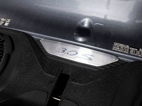 Certified 2026 Porsche 911 Carrera 4S AWD/4WD image 50