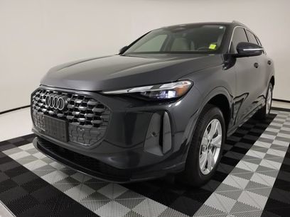 Used 2025 Audi Q5 Premium w/ Convenience Package