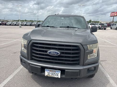 Used 2016 Ford F150 XLT w/ Equipment Group 302A Luxury image 4