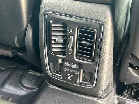 Used 2021 Jeep Grand Cherokee Limited AWD/4WD image 41