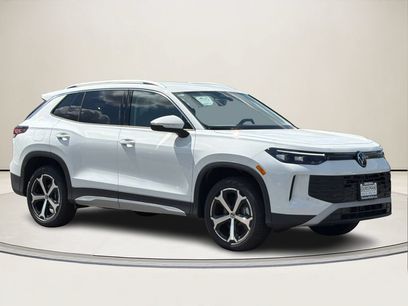 New 2026 Volkswagen Tiguan SE