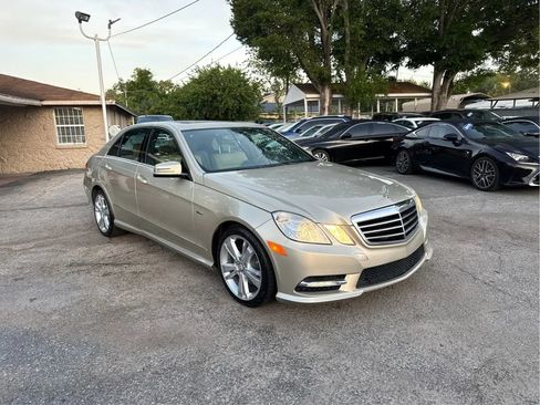 Used 2012 Mercedes-Benz E 350 4MATIC Sedan image 3