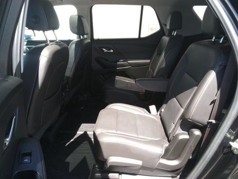 Used 2021 Chevrolet Traverse LT AWD/4WD image 10