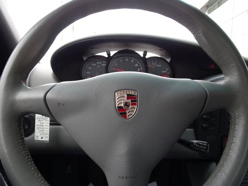 Used 2003 Porsche Boxster image 21