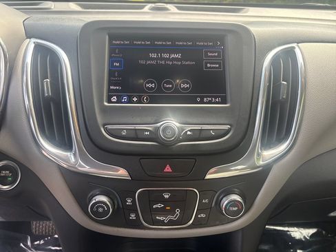 Used 2020 Chevrolet Equinox LS w/ LS Convenience Package FWD image 17