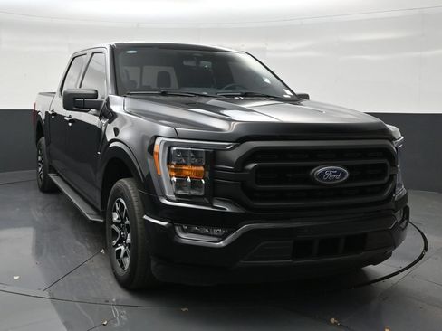 Used 2023 Ford F150 XLT w/ Equipment Group 302A High RWD image 7