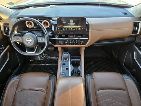 Used 2023 Nissan Pathfinder Platinum w/ Cargo Package FWD image 13