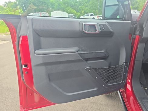 New 2026 Ford Bronco Big Bend w/ Black Diamond Package AWD/4WD image 9