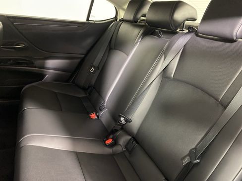 Certified 2024 Lexus ES 350 w/ Premium Package image 13