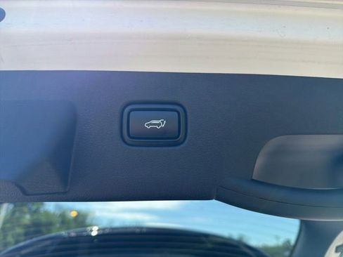 Used 2025 Kia Sportage EX w/ Premium Package AWD/4WD image 13