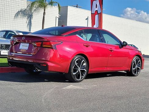 Certified 2023 Nissan Altima 2.5 SR w/ SR Premium Package image 31