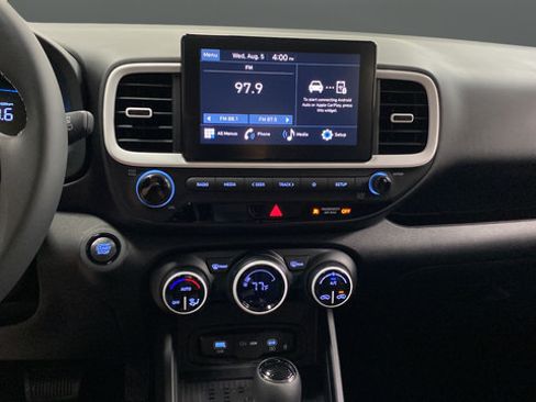 New 2026 Hyundai Venue SEL FWD image 13