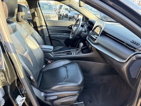 Certified 2022 Jeep Compass High Altitude image 10