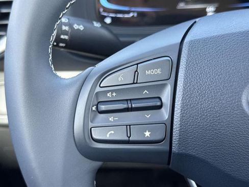 New 2026 Hyundai Venue SEL image 29