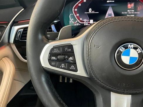 Used 2021 BMW 530e w/ M Sport Package image 17