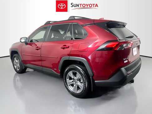 Used 2023 Toyota RAV4 XLE image 6
