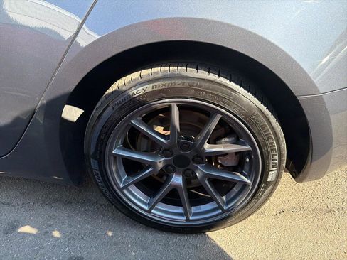 Used 2023 Tesla Model 3 Standard Range image 12