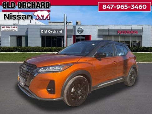 Used 2022 Nissan Kicks SR w/ Premium Package FWD image 1