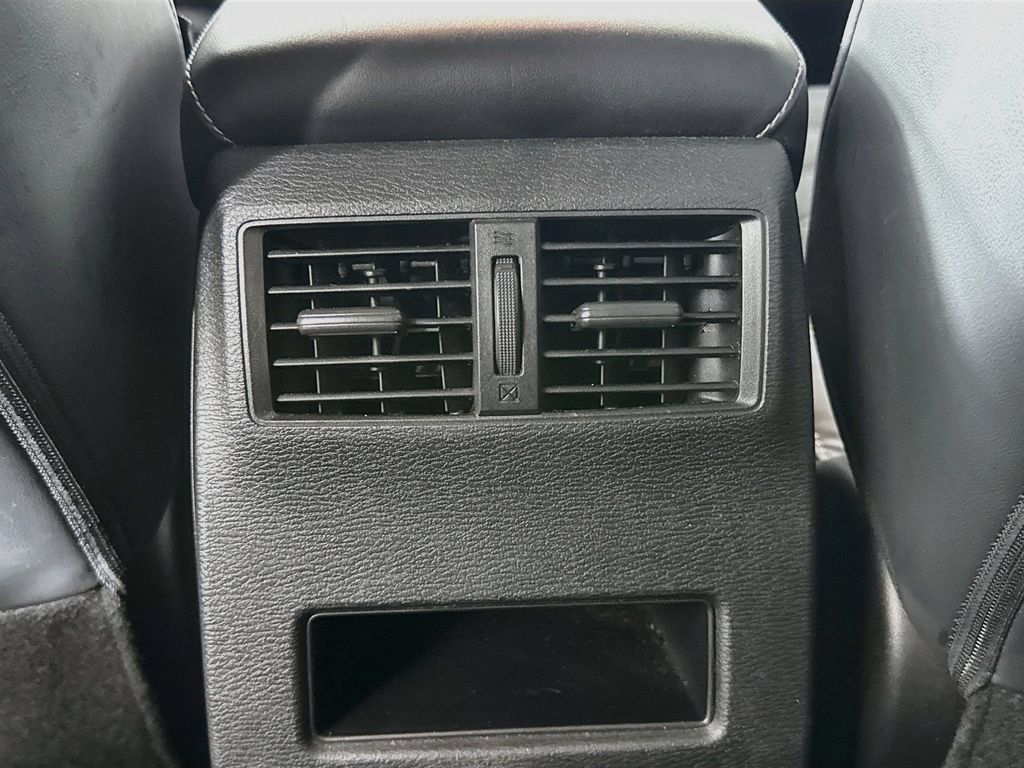 Used 2022 Mitsubishi Outlander SE AWD/4WD image 32