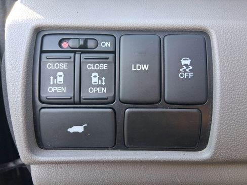 Used 2015 Honda Odyssey EX-L image 25