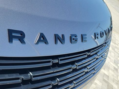 Used 2024 Land Rover Range Rover Sport Dynamic SE AWD/4WD image 9