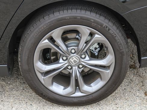 Used 2024 Honda Accord EX image 12