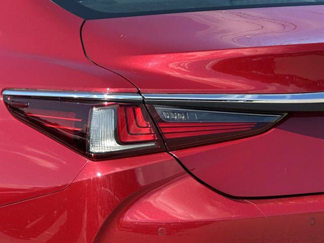 Used 2019 Lexus ES 350 w/ Premium Package FWD image 31