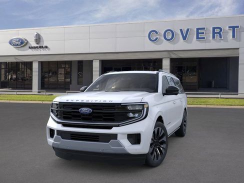 New 2025 Ford Expedition Max Platinum w/ Driver's Package image 2