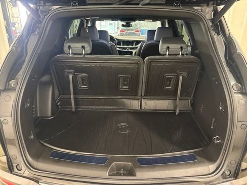 Used 2023 Buick Enclave Essence w/ LPO, Floor Liner Package FWD image 38