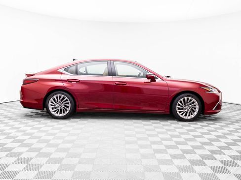 Used 2022 Lexus ES 350 Ultra Luxury w/ Accessory Package 2 FWD image 7