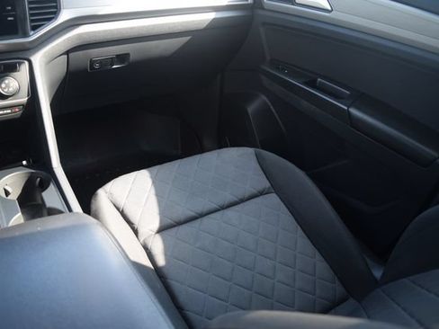 Used 2018 Volkswagen Atlas Launch Edition FWD image 14