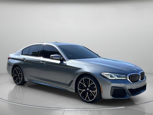 Used 2021 BMW 530i w/ M Sport Package RWD image 38