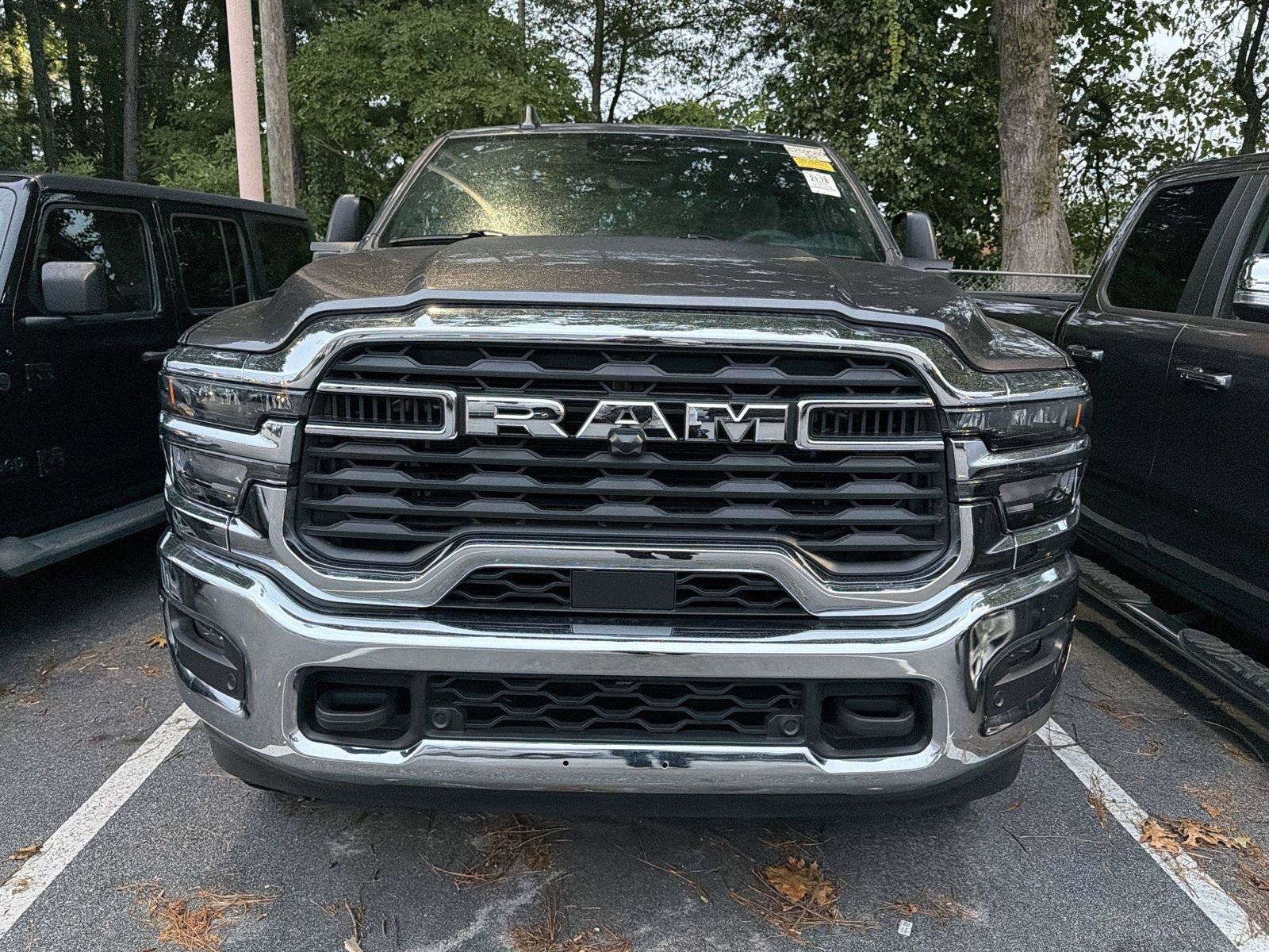 Used 2026 RAM 2500 Big Horn AWD/4WD image 2