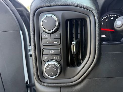 Used 2023 GMC Sierra 1500 Pro w/ Pro Value Package AWD/4WD image 28