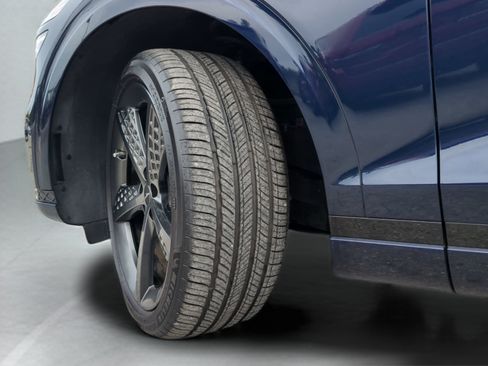 Used 2023 Genesis GV70 3.5T Sport w/ Sport Prestige Package image 65