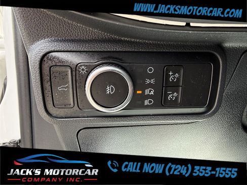 Used 2025 Ford Explorer ST-Line w/ ST-Line Street Pack AWD/4WD image 16