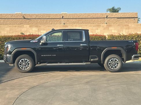 New 2025 GMC Sierra 2500 SLT w/ SLT Premium Package image 7