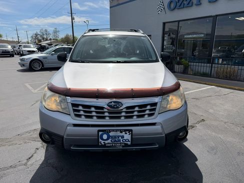 Used 2013 Subaru Forester 2.5X w/ Alloy Wheel Pkg AWD/4WD image 2