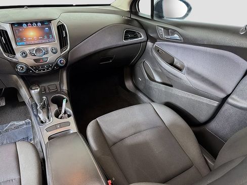 Used 2016 Chevrolet Cruze LT w/ Sun And Sound Package FWD image 28