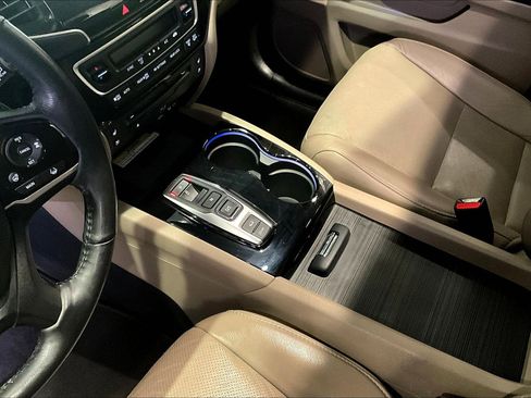 Used 2020 Honda Pilot Elite image 18